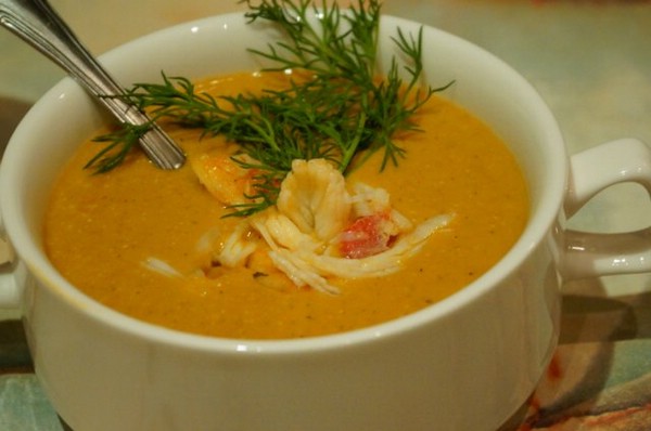 Крем-суп с омаром и цветной капустой