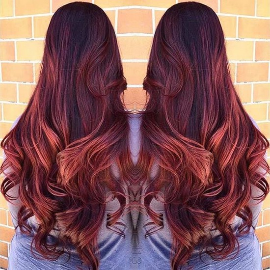 Бордовый цвет волос