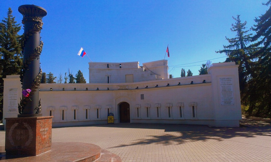 Малахов Курган в Севастополе Малахов Курган в Севастополе