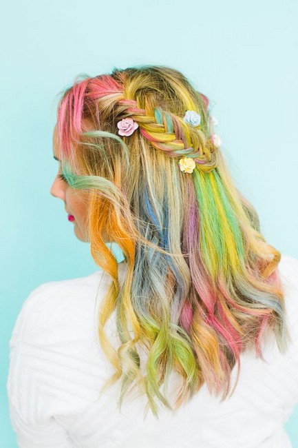 Как окрасить волосы в цвета радуги