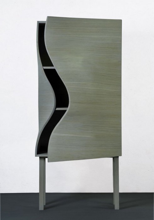 Шкафчик Surface Cabinet от Джессики Каллеског Шкафчик Surface Cabinet от Джессики Каллеског