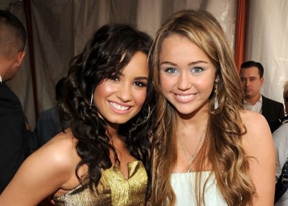 Miley Cyrus и Demi Lovato Miley Cyrus и Demi Lovato