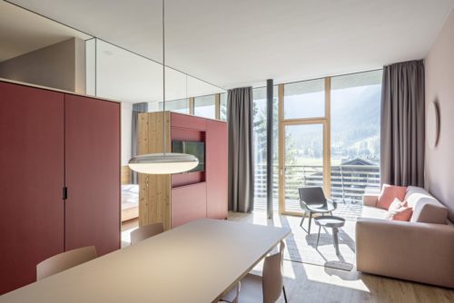 Strata Hotel Continuous Extension