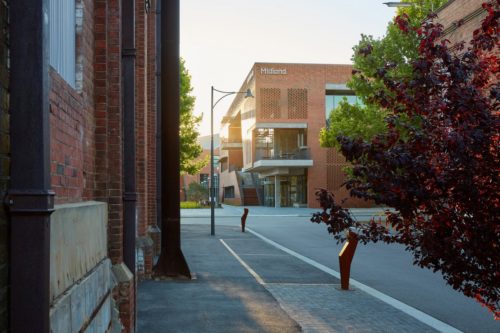 Curtin University Midland Campus / Lyons Architects + Silver Thomas Hanley