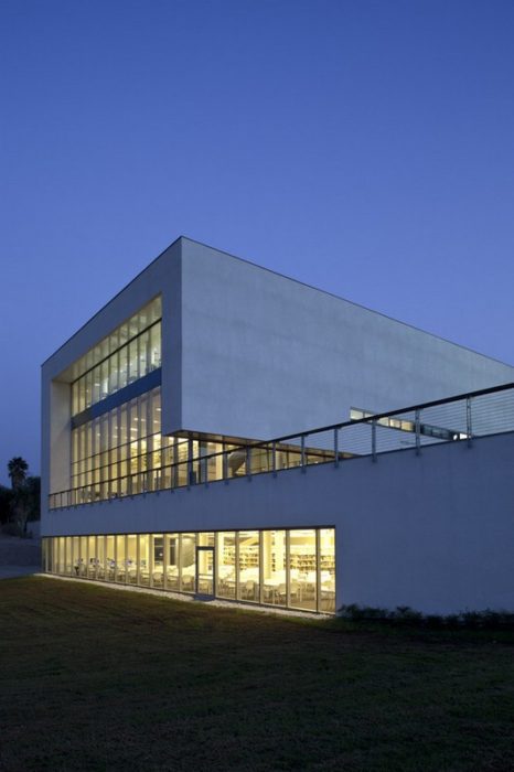 Kinneret College on the Sea of Galilee (2010)