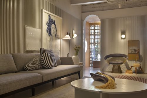 House of Arches / Léo Shehtman Arquitetura e Design