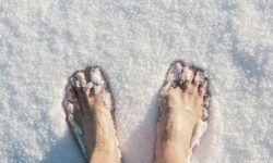 Почему ноги холодные? 9 частных причин