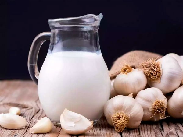 Чесночное молоко