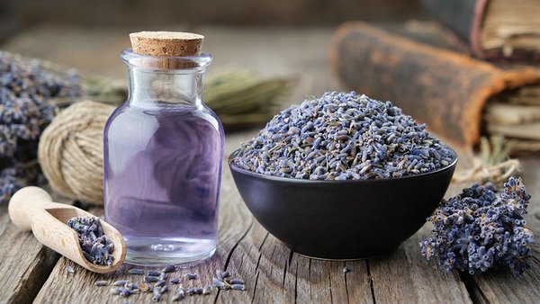 Эфирное масло лаванды